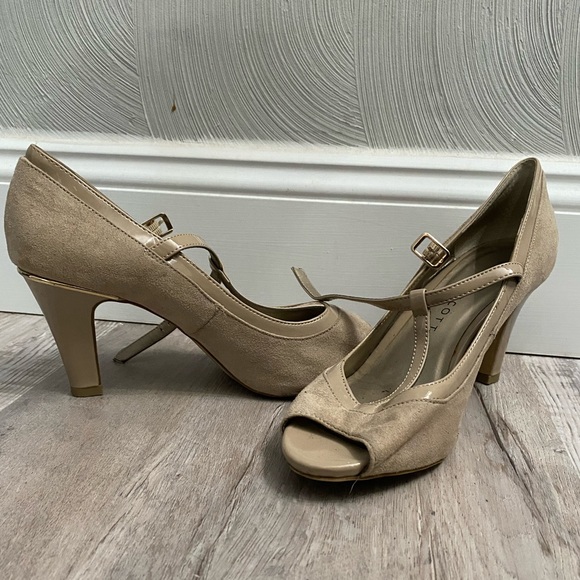 Karen Scott heel size 7 - Picture 3 of 3